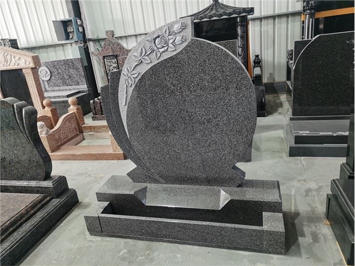 Granít legsteinar fyrir grafir