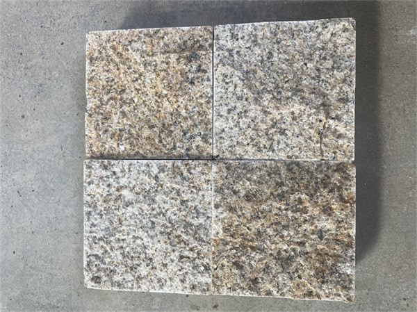 G682 Cubes 100x100x100mm natural cleft G682 Cubes 100x100x100mm natural cleft