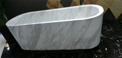 Útskorið marmarabaðkar